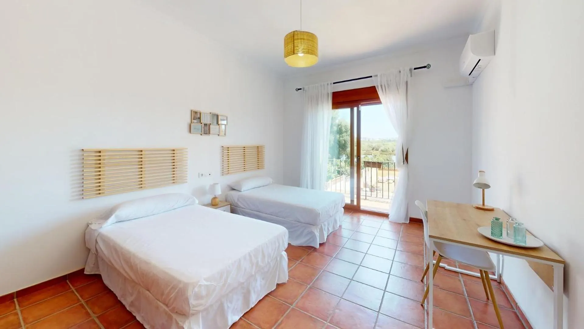 Windrose Villa Los Barrios